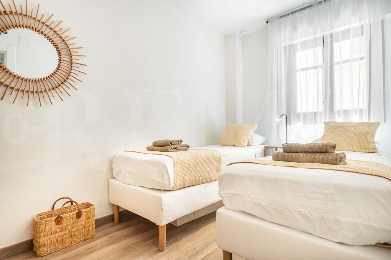 Spacious Apartment Next To Plaza De La Merced By Rems Málaga Dış mekan fotoğraf